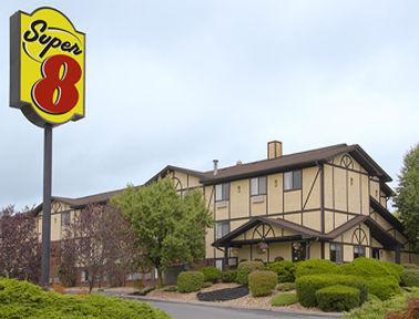 Super 8 By Wyndham I-70 2*